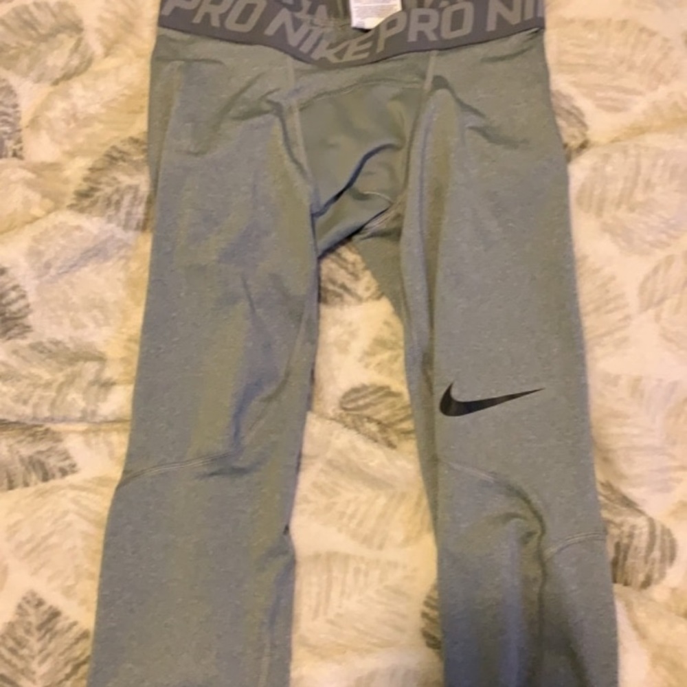 New nike leggings